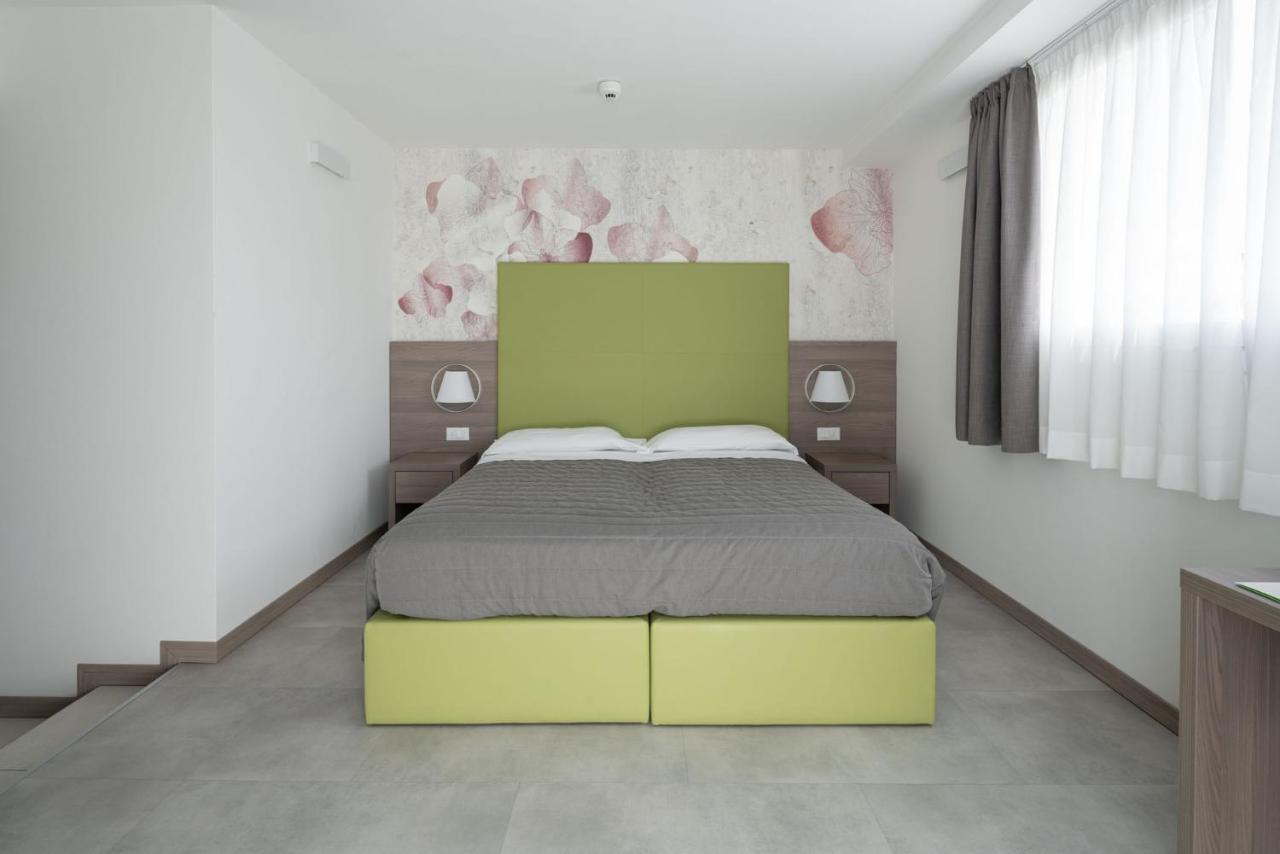 Hotel Iris Jesolo Exterior foto